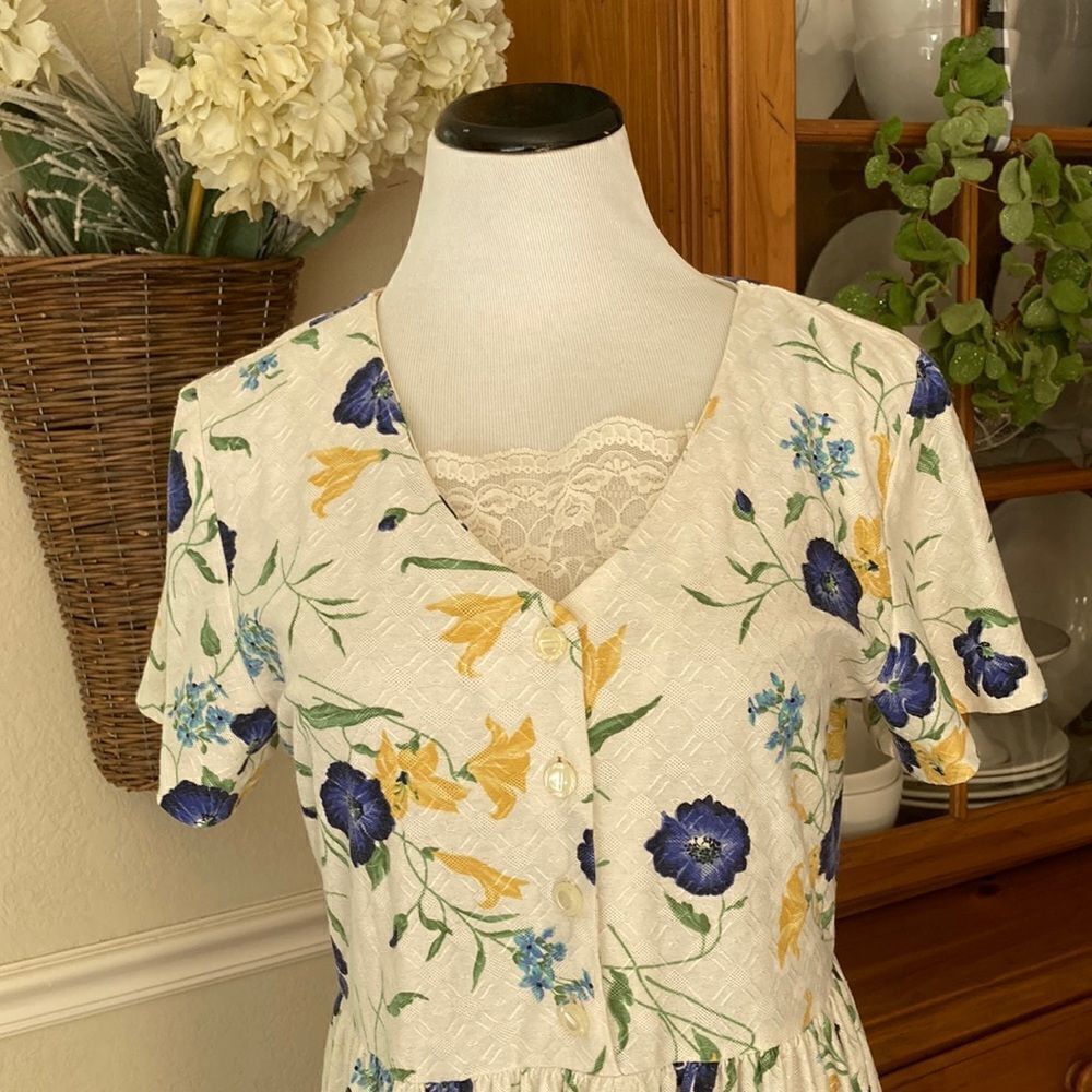 Vintage Ms. Conduct California Floral Tea Length Grannycore Dress Size Medium